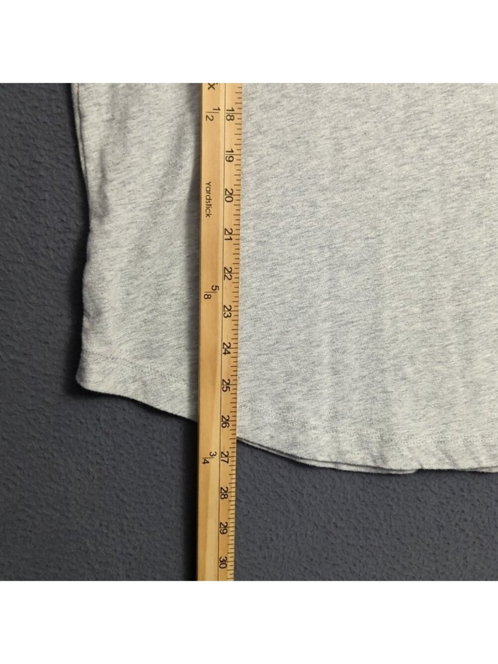 Buck Mason T-Shirt Men's M Gray Short Sleeve Curve Hem - Picture 6 of 9